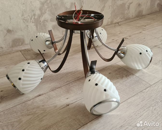 Люстра потолочная