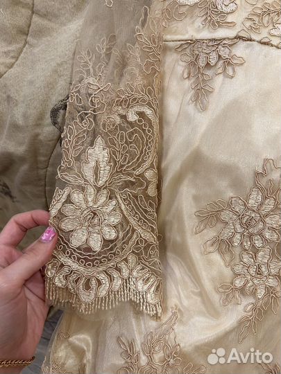 Вечернее платье