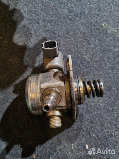 Топливный насос высокого давления Nissan Juke F15