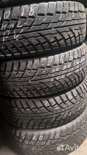 Marshal I'Zen RV Stud KC16 235/60 R18 107T