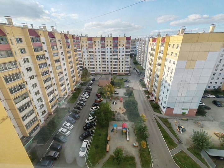 2-к. квартира, 65 м², 10/11 эт.