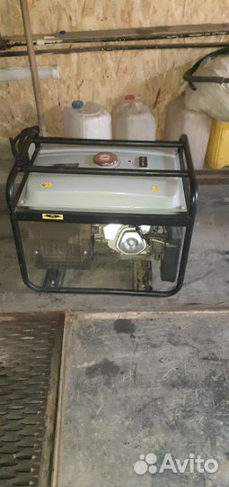 Генератор бензиновый 5,5 квт