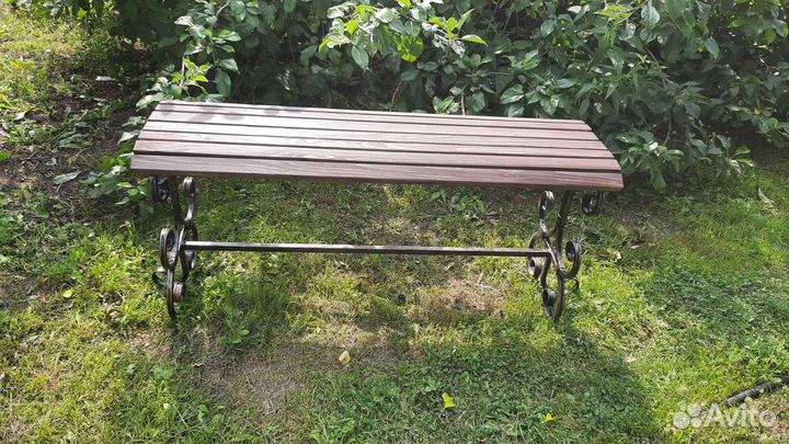 Лавочка садовая