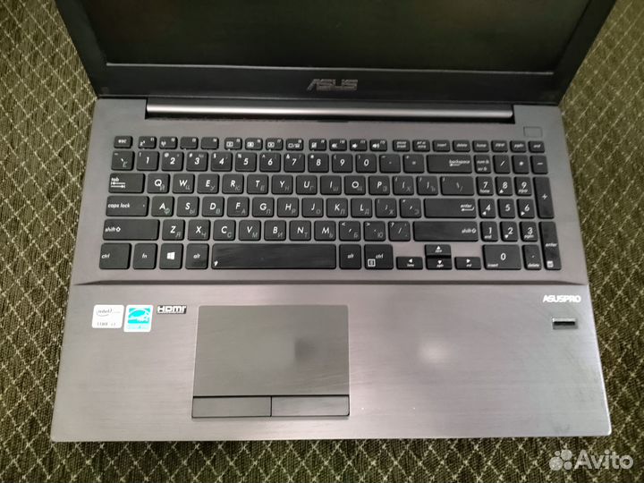 Ноутбук asus