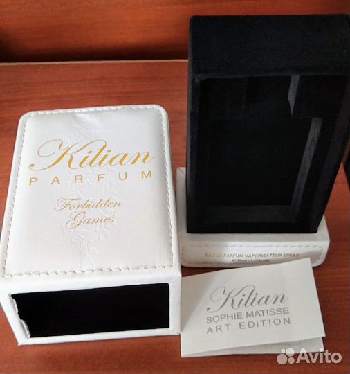 Кожанная упаковка для духов