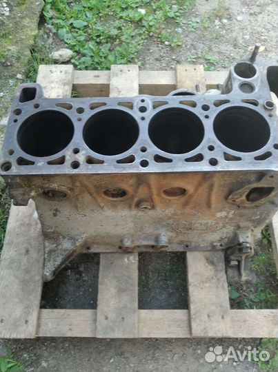 Блок нива 213