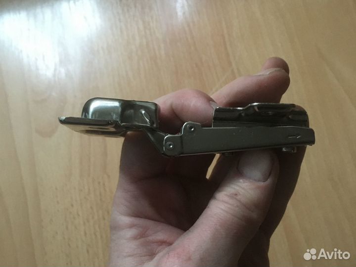 Петли мебельные Boyard