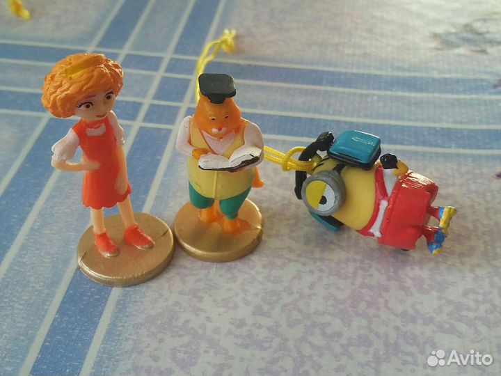 Игрушки из киндера