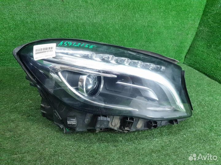 Б/У Б/У Фара правая Mercedes GLA x156 (2013-2017)