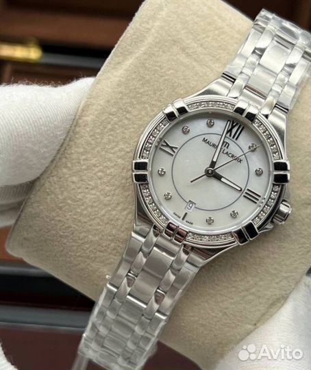 Женские часы Maurice Lacroix