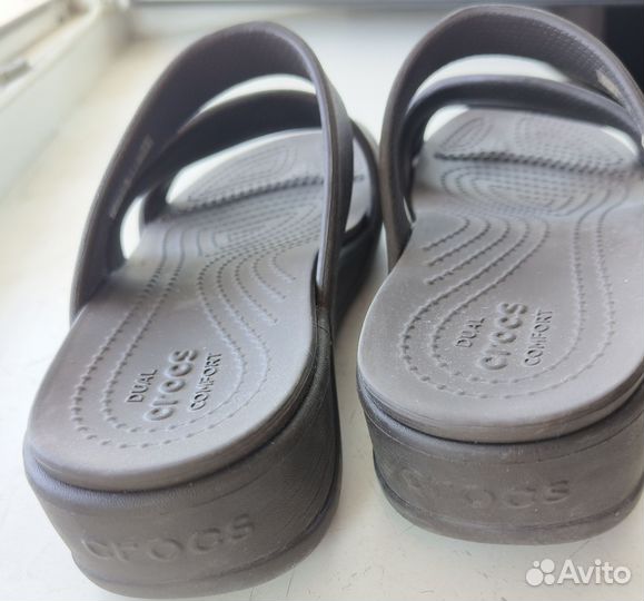 Женские шлепанцы crocs 36