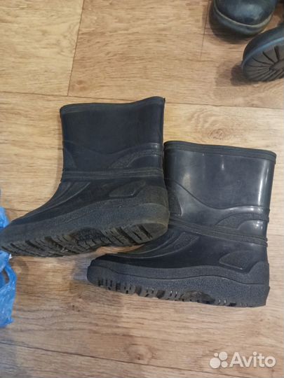 Детские резиновые сапоги размер 28