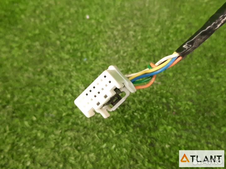 Зеркало переднее правое mitsubishi RVR