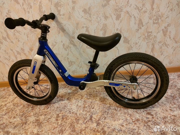 Беговел детский колеса 14