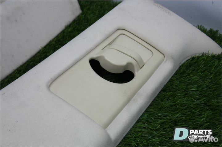 Обшивка стойки кузова Land Rover Range Rover L322