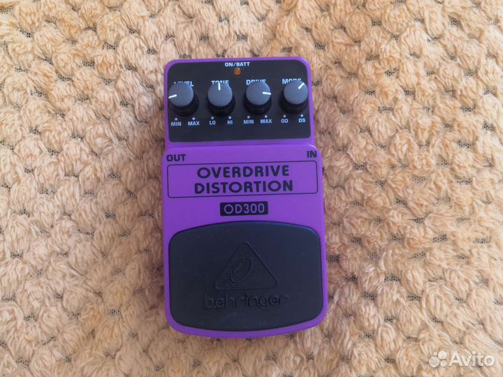 Гитарная педаль Behringer OD300