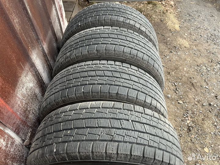 Foman Polar Bear 215/60 R16