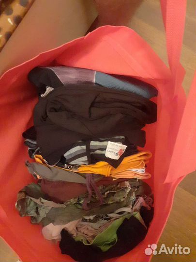 4 больших пакета вещей на размер 44-46