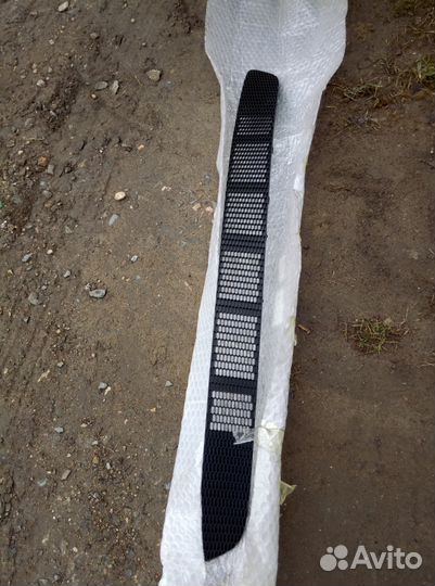 Решетка бампера Nissan almera 62254-BN700