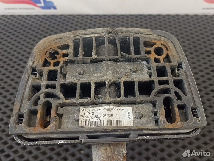 1746678 Зеркало бордюрное