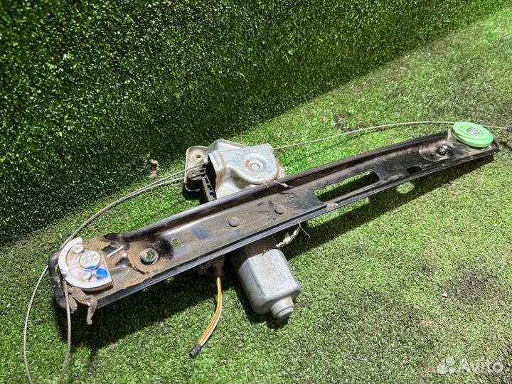 Стеклоподъемник задний левый Ford Focus 1 MK1