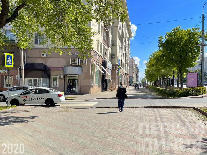 Продам торговое помещение, 250 м²