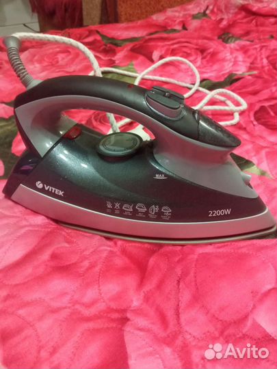 Утюг Vitek