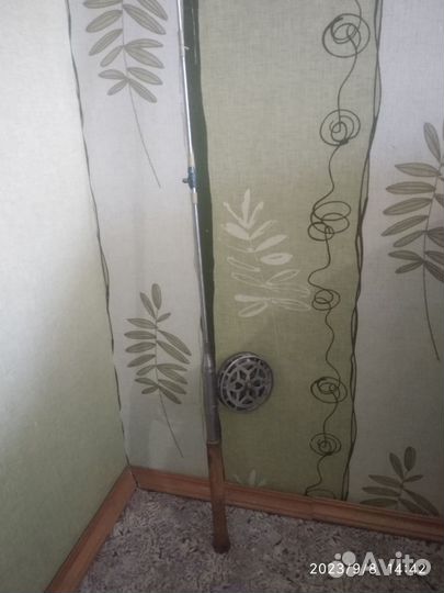 Спиннинг советский с катушкой