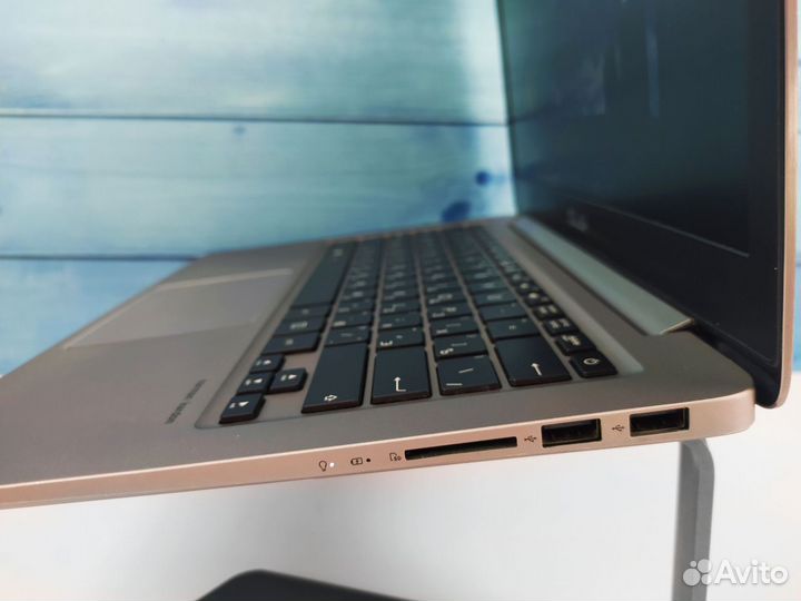 Ноутбук Asus на i5