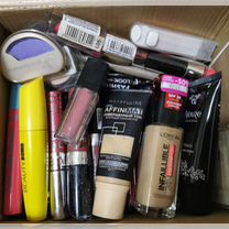 Коробка косметики 50шт Loreal, Maybelline, Lavelle