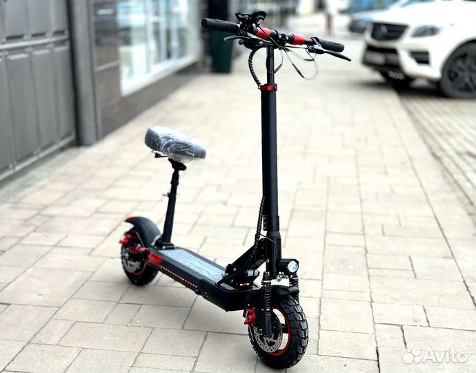 Электросамокат GT M4