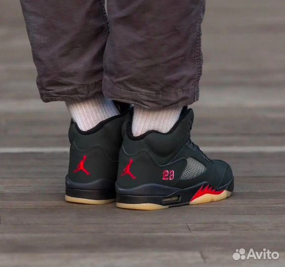 Nike air jordan 5 gore tex off noir