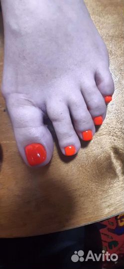 Маникюр и педикюр