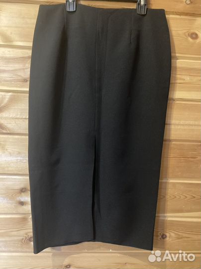Костюм женский с юбкой