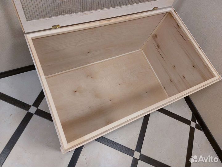 Витрина, клетка для животных