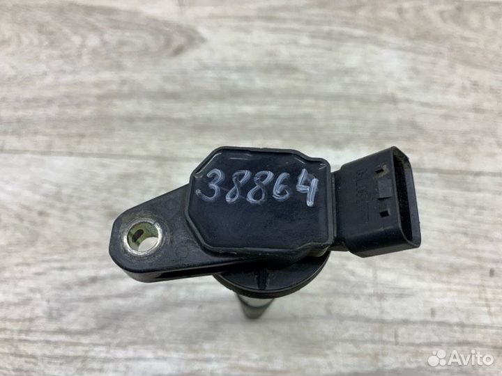 Катушка зажигания Toyota Avensis универсал 2ZR-FAE