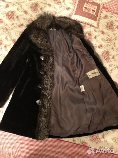 Шуба из мутона с чернобуркой