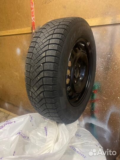 Pirelli Ice Zero 195/65 R15