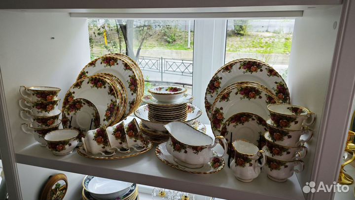 Набор столовой посуды Royal Albert