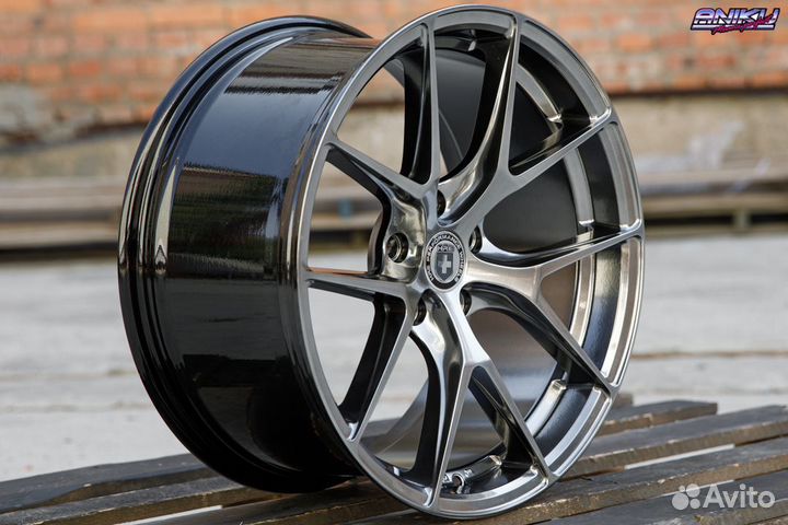 Диски Style HRE P101 R18 9.0j ET35 5*114.3 (B023)