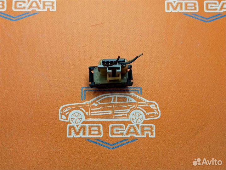 Кнопка ESP w163 ML-class 612.963