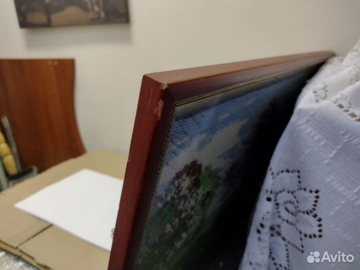 Картина бисером в раме