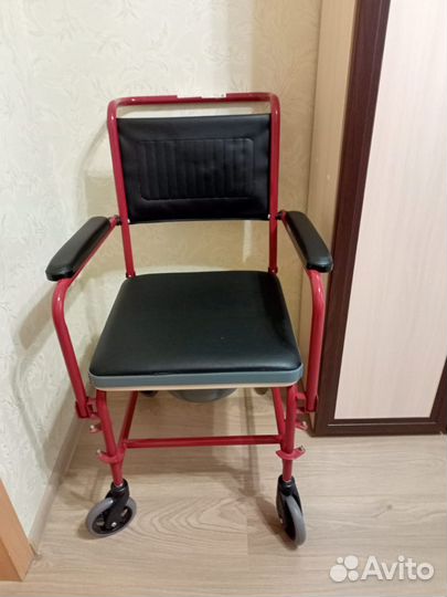 Санитарный стул туалет на колесах