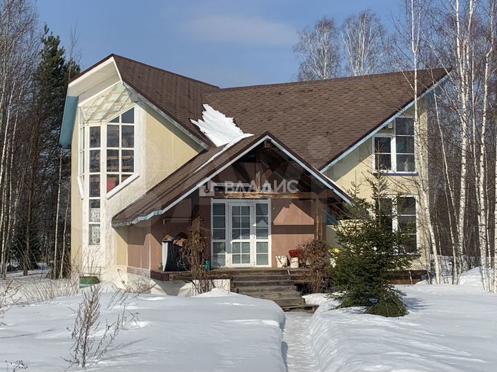 Дом 144 м² на участке 37 сот.