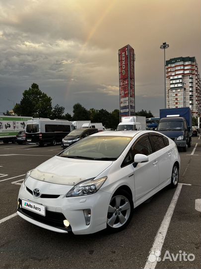 Toyota Prius 1.8 CVT, 2015, 240 000 км