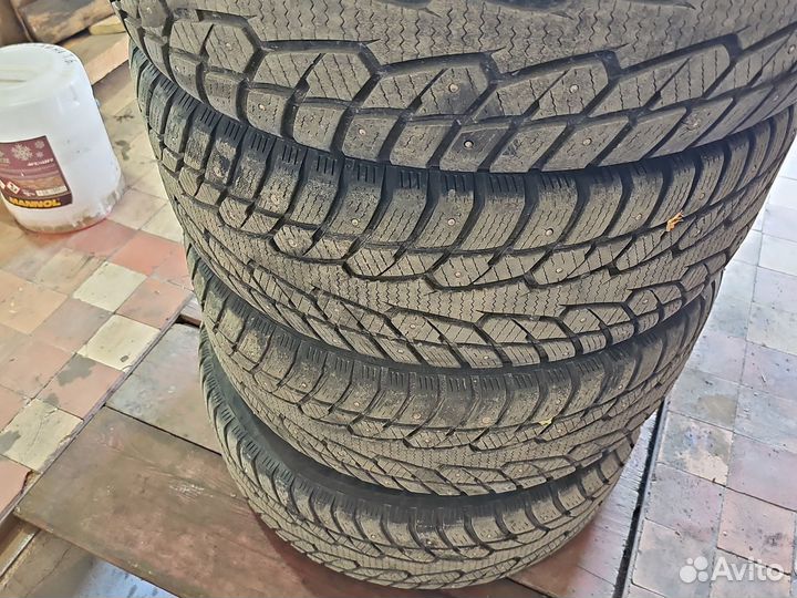 Kapsen HS918 225/55 R17 98W
