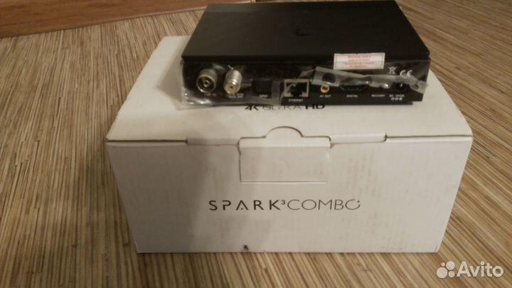 Спутниковый ресивер GI spark3 combo