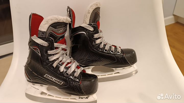 Хоккейные коньки bauer vapor x500, размер 26