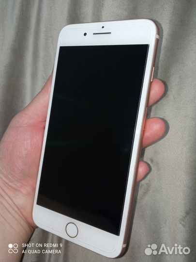 iPhone 8 Plus, 64 ГБ