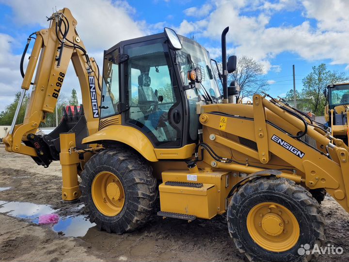 Экскаватор-погрузчик Ensign BL988, 2023